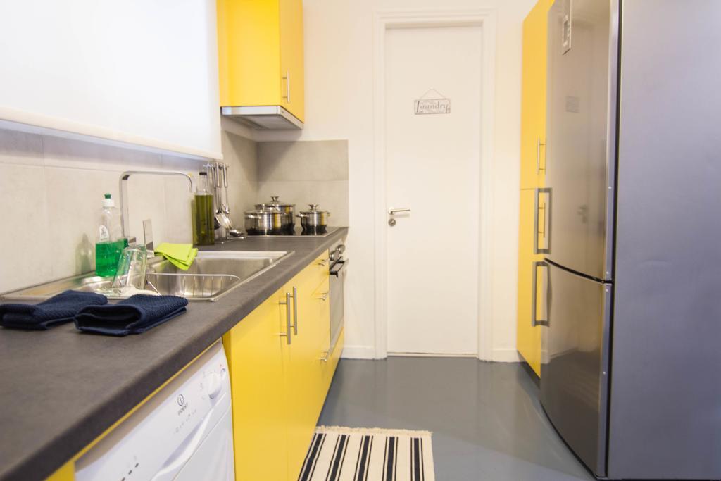 Athenian Blue - Family Apt 5' Minutes From Acropolis Museum エクステリア 写真
