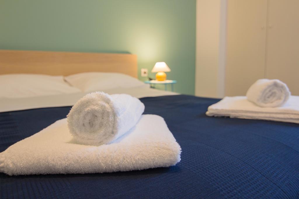 Athenian Blue - Family Apt 5' Minutes From Acropolis Museum エクステリア 写真