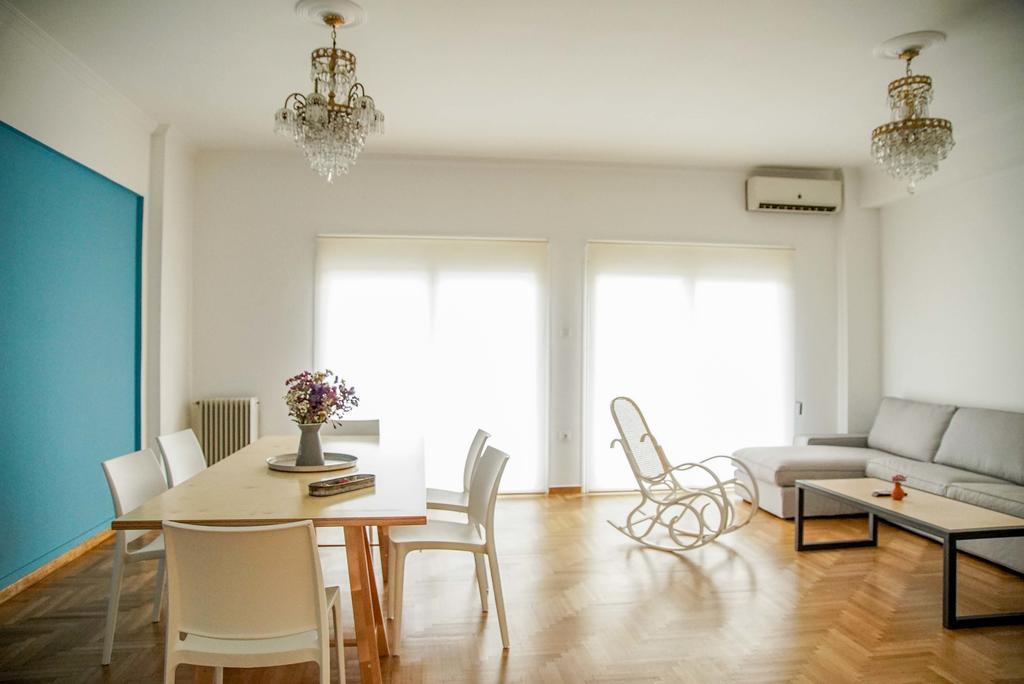 Athenian Blue - Family Apt 5' Minutes From Acropolis Museum エクステリア 写真
